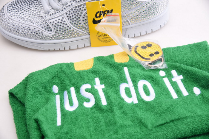 NIKE DUNK LOF CACTUS PLANT FLEA MARKET PURE PLATINUM CZ2670-001