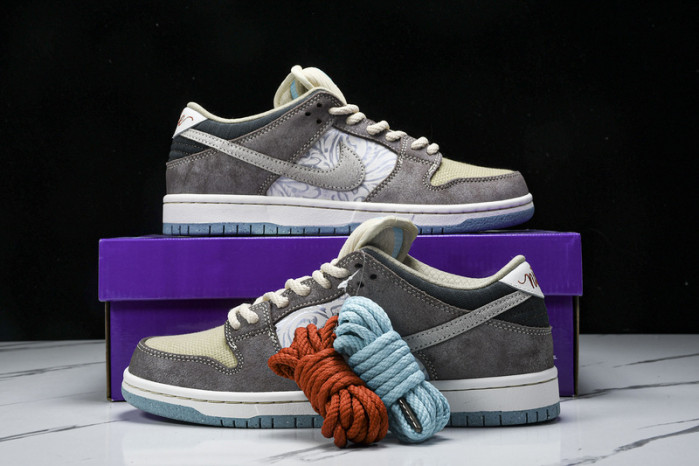Nike SB Dunk Low Big Money Savings  FZ3129-200