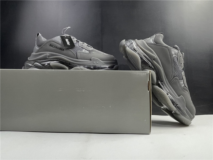 BL TRIPLE S TRAINERS -KICKZE BL49