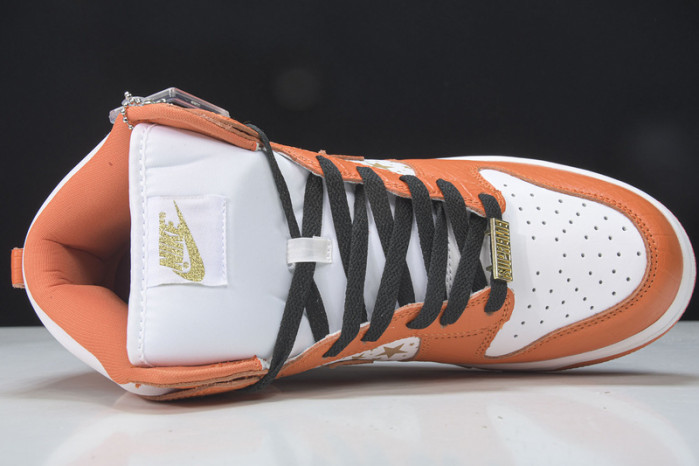 Nike Dunk High Pro SB S*UPRE*ME  orange -307385-181