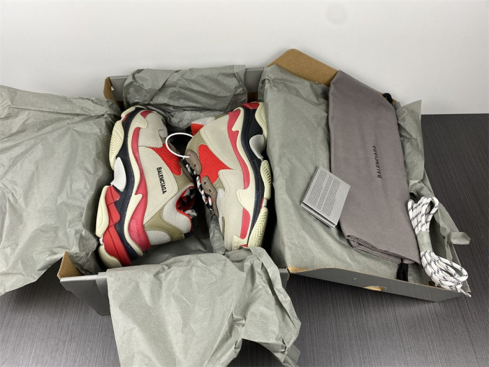 BL TRIPLE S TRAINERS -KICKZE BL61