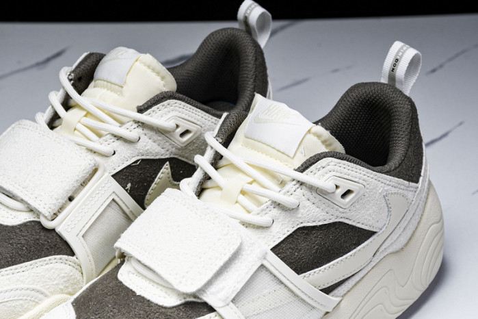 Nike Zoom Field Jaxx SP Travis Scott  HQ3061-102