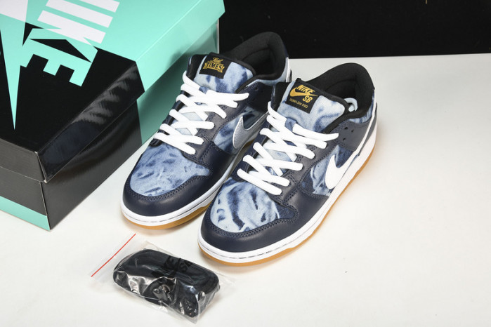 Nike SB Dunk Low Fast Times - 745954-014