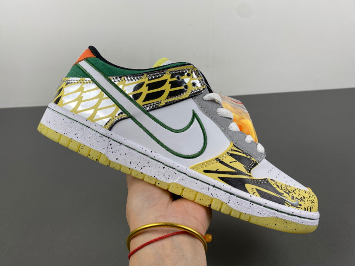 Dunk Low What the Duck University of Oregon Away PE HV1454-100