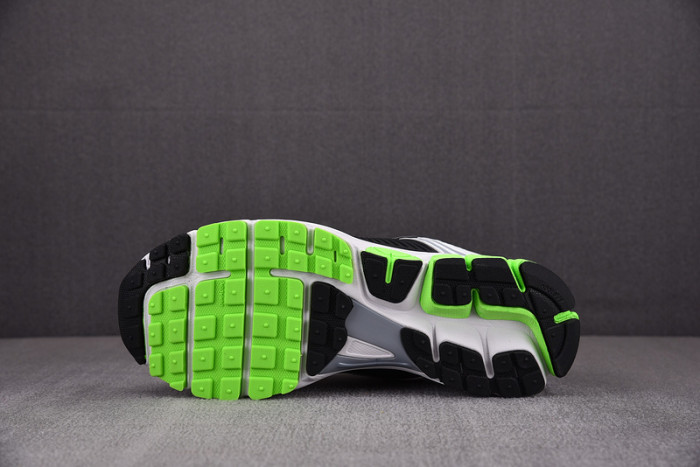 Nike Zoom Vomero 5 "Electric Green"  CI1694-300