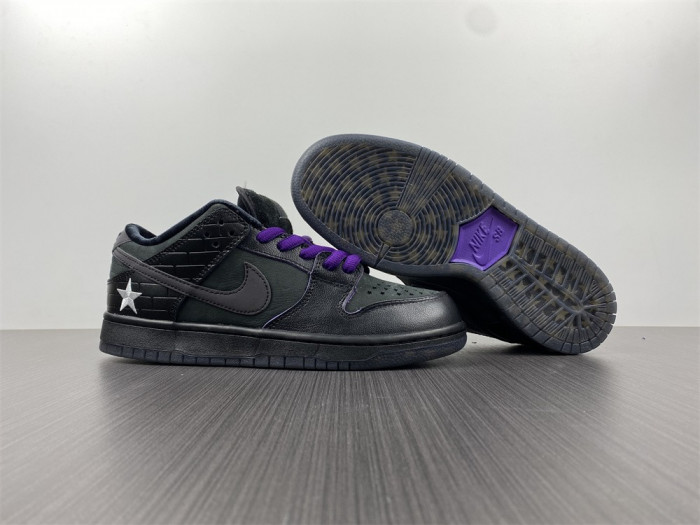 Familia Nike SB Dunk Low First Avenue Prince DJ1159-001