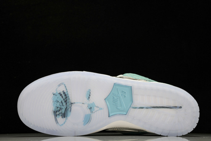 APRIL SKKATEBOARDS x NK SB Dunk Low  FD2562-400