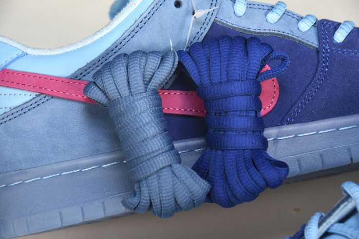 Nike SB Dunk Low Run The Jewels - DO9404-400