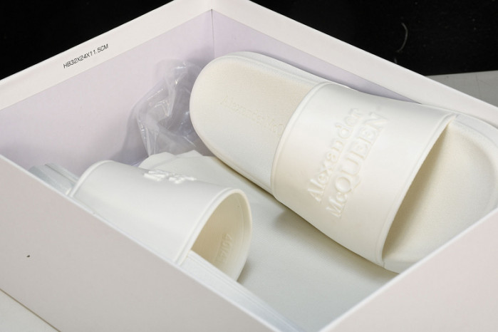 mcqueen  slide cophsoe MQS-05