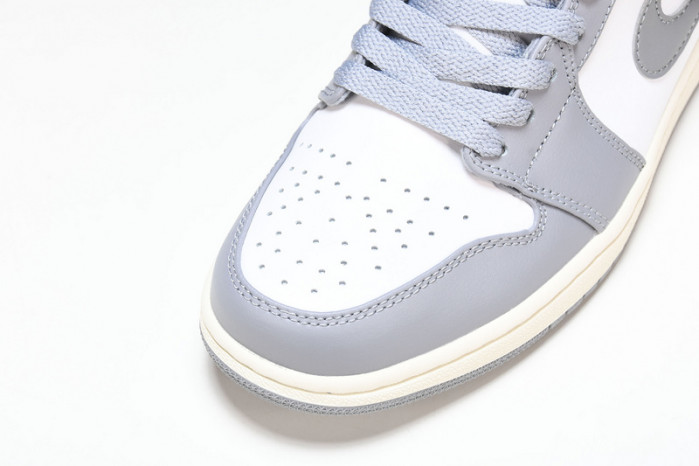 Jordan 1 Low Shadow Toe - 553558-052