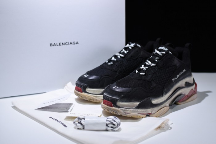 BL TRIPLE S W06E1-1000